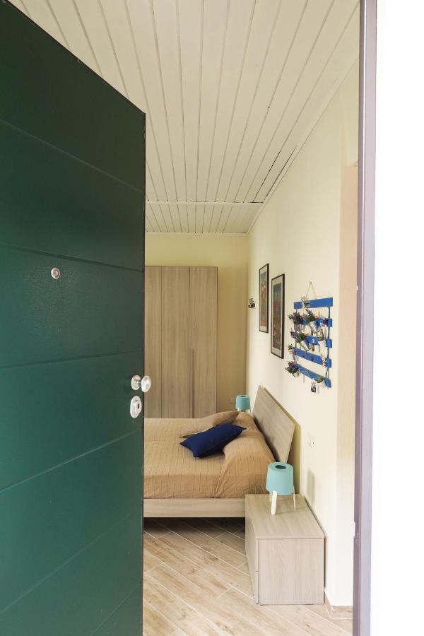 Rivacanze Apartments Laglio Εξωτερικό φωτογραφία